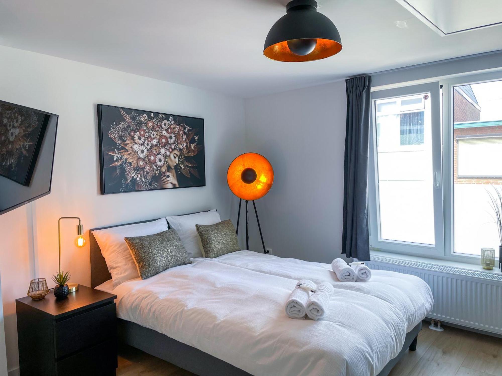 B&K Urban City Suites Tilburg Exterior foto